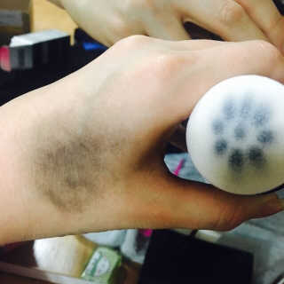 다슈코리아 다슈 안티 헤어로스 헤어쿠션 16g — 4점을 준 리뷰어가 2017년 3월 올린 사용 사진