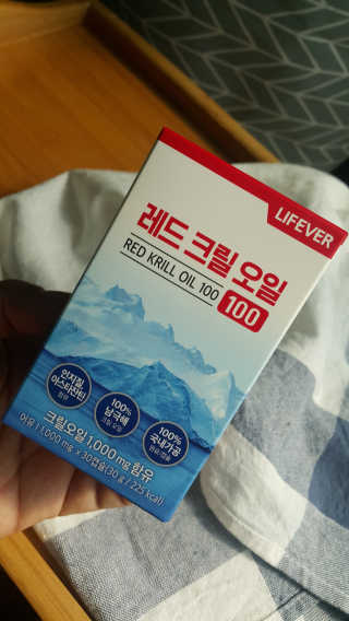 라이프에버 레드크릴오일 100 — 4점을 준 리뷰어가 2019년 3월 올린 사용 사진