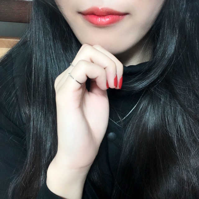 셀레뷰 슈퍼 글램 립 오일 리뷰 사진