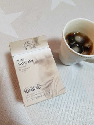 [하우투잇] 뤼에르 쿠르브 블랙 10ml x 30포 총 300ml — 4.5점을 준 리뷰어가 2020년 3월 올린 사용 사진