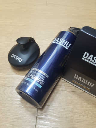 다슈코리아 다슈 단백질 한방 두피 골드 샴푸 500ml +샴푸브러쉬 — 5점을 준 리뷰어가 2019년 3월 올린 사용 사진