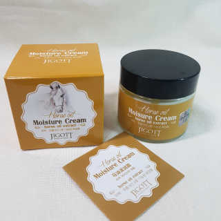 지고트 마유 모이스처 크림 70ml — 5점을 준 리뷰어가 2019년 4월 올린 사용 사진
