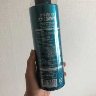 다슈코리아 다슈 데일리 패스트 한방 두피 샴푸 500ml — 3점을 준 리뷰어가 2020년 2월 올린 사용 사진