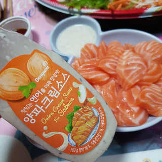 동원산업 항공직송 동원생연어 — 5점을 준 리뷰어가 2019년 7월 올린 사용 사진