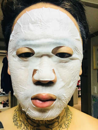 23years old 바데카실 더마실 마스크 — 5점을 준 리뷰어가 2017년 11월 올린 사용 사진
