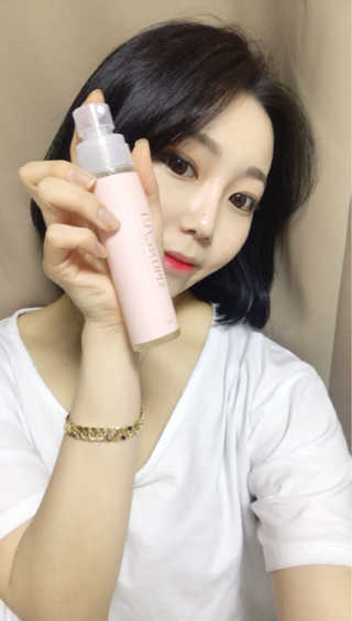 스프링풀 로얄 허니에센스미스트 — 4.83점을 준 리뷰어가 2018년 4월 올린 사용 사진