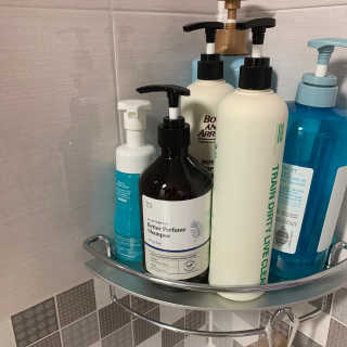 달리프 베러 퍼퓸 샴푸 1000ml 레이니데이 or 일랑로즈 — 5점을 준 리뷰어가 2020년 1월 올린 사용 사진