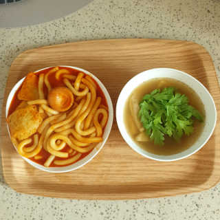 잠실맛집,홍코너떡볶이가우리집에[옛날맛,짜장맛옵션] — 5점을 준 리뷰어가 2019년 11월 올린 사용 사진