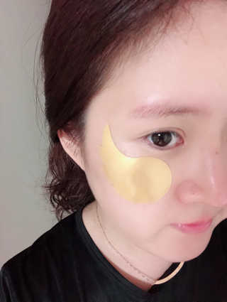 푸츄푸츄 Real repair skin cell premium patch — 5점을 준 리뷰어가 2018년 10월 올린 사용 사진