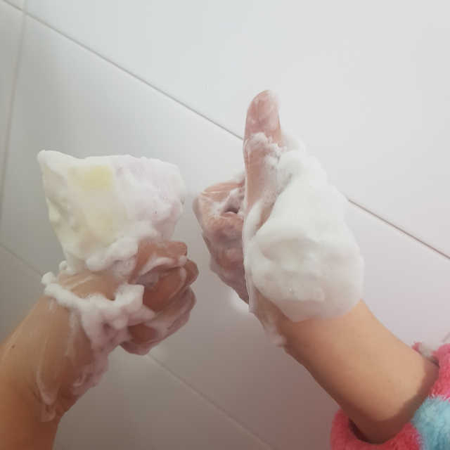 반함 탄탄뽀송 비누 리뷰 사진