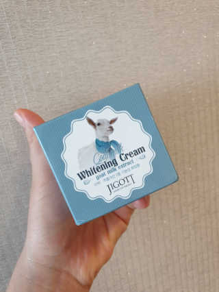 지고트 산양유 화이트닝 크림 70ml — 5점을 준 리뷰어가 2019년 8월 올린 사용 사진