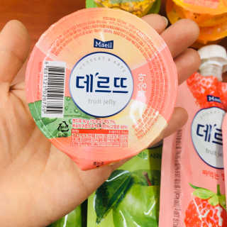 데르뜨 떠먹는 과일 3종, 짜먹는 과일 2종 총 10개 체험 — 4.5점을 준 리뷰어가 2020년 3월 올린 사용 사진