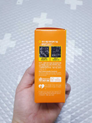 아토팜 야외놀이 선스틱 SPF50+ PA++++ — 5점을 준 리뷰어가 2020년 3월 올린 사용 사진