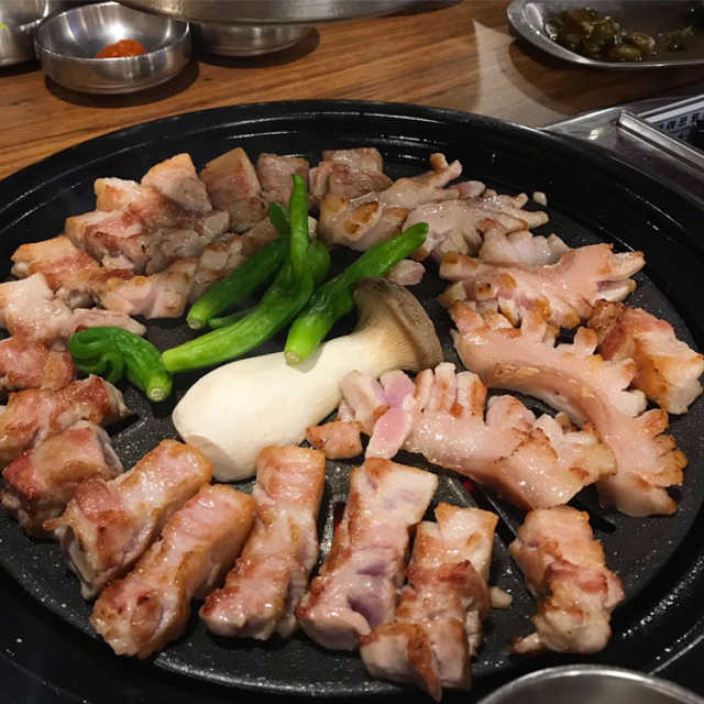 삼겹살2+껍데기항정1+소고기청국장전골+라면사리 리뷰 사진