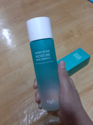 오지아이 워터 밤 모이스처 스킨 에센스 180ml — 5점을 준 리뷰어가 2020년 2월 올린 사용 사진