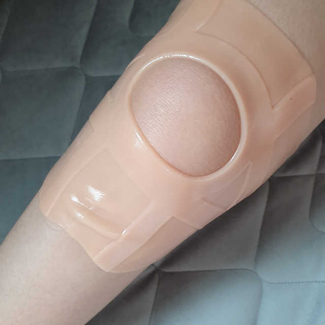 힐링팩토리 힐링케어 실리콘 무릎보호대 리뷰 사진