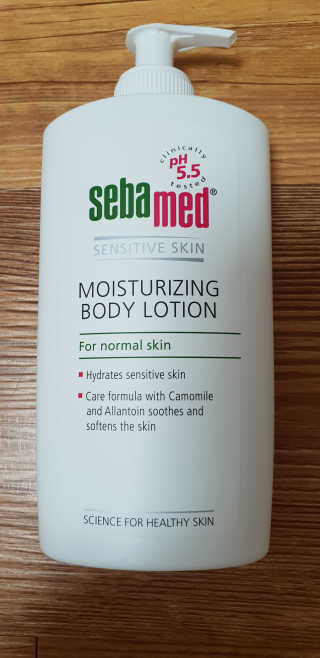 세바메드 모이스처라이징 바디로션 400ml — 5점을 준 리뷰어가 2019년 8월 올린 사용 사진