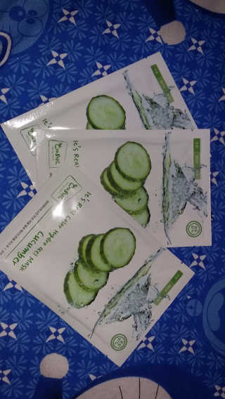 CRE8SKIN(크리에이트스킨) It's Real Color Cucumber — 5점을 준 리뷰어가 2017년 6월 올린 사용 사진