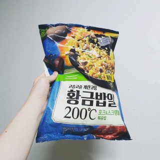장안의 화제 황금볶음밥, 풀무원 황금밥알 200℃ — 5점을 준 리뷰어가 2019년 9월 올린 사용 사진
