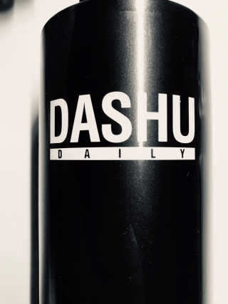 다슈코리아 다슈 데일리 한방 두피 골드 샴푸 500ml — 4.5점을 준 리뷰어가 2018년 12월 올린 사용 사진