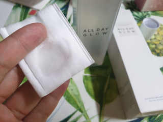 ALL DAY GLOW [올데이글로우] 카밍 밸런스 페이셜 토너 200ml — 5점을 준 리뷰어가 2019년 12월 올린 사용 사진