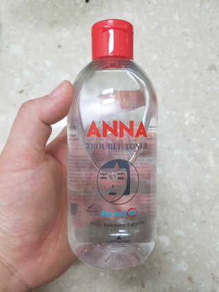 솔테라피 안나 트러블 토너 300ml — 5점을 준 리뷰어가 2019년 4월 올린 사용 사진