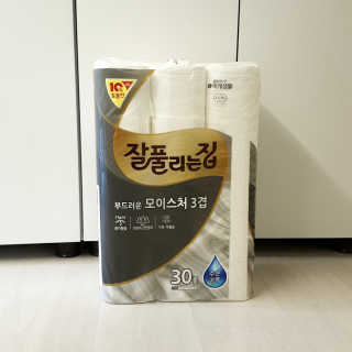 잘풀리는집 부드러운 모이스처 3겹 화장지 30롤 — 5점을 준 리뷰어가 2019년 5월 올린 사용 사진