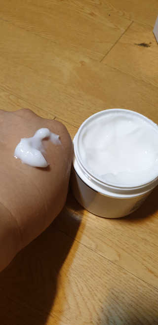 지고트 비타솔루션12 퍼밍 앰플 크림 100ml — 5점을 준 리뷰어가 2019년 7월 올린 사용 사진