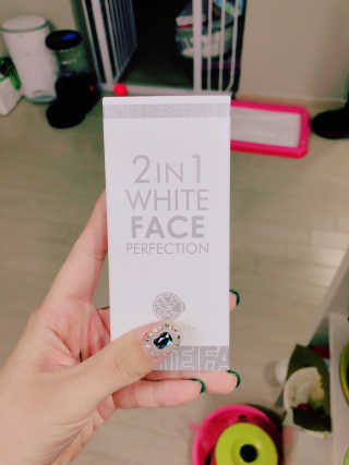 피움 스킨바리스타 2in1 화이트 페이스 퍼펙션 50ml — 4.17점을 준 리뷰어가 2018년 10월 올린 사용 사진