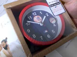 MLB WATCH n LEISURE MLB 아날로그 디자인 탁상시계 8종 — 4점을 준 리뷰어가 2020년 1월 올린 사용 사진