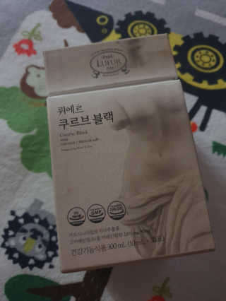 [하우투잇] 뤼에르 쿠르브 블랙 10ml x 30포 총 300ml — 5점을 준 리뷰어가 2020년 3월 올린 사용 사진