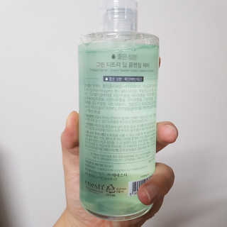 (주)에네스티 그린 티트리 딥 클렌징 워터 300ml — 5점을 준 리뷰어가 2019년 11월 올린 사용 사진