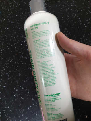 보우앤애로우 아로마테라피 올인원 리퀴드 솝 - 노니 그린 500ml — 4점을 준 리뷰어가 2019년 11월 올린 사용 사진