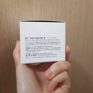 밀킨 C 컴포트 오일프리쉴드 겔 — 4점을 준 리뷰어가 2019년 2월 올린 사용 사진