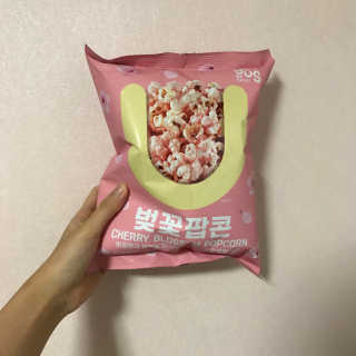 GS25 벚꽃 팝콘 + 벚꽃스파클링 + 벚꽃 청포도 에이드 — 3.83점을 준 리뷰어가 2018년 3월 올린 사용 사진