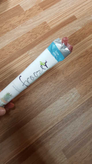 저칼로리 스무디바, 프루져 Froozer 2박스 — 4.83점을 준 리뷰어가 2018년 4월 올린 사용 사진