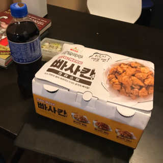 [치킨마루]-  빠사칸레드 + 콜라 500ml — 5점을 준 리뷰어가 2019년 5월 올린 사용 사진