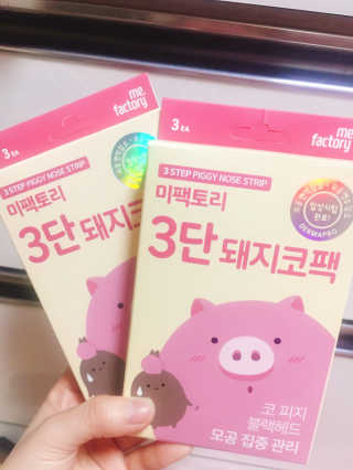 미팩토리 3단 돼지코팩 3매입 X 2 — 3.83점을 준 리뷰어가 2018년 3월 올린 사용 사진