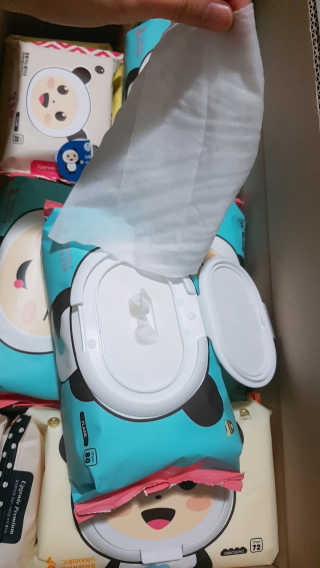 달곰이 물티슈 — 5점을 준 리뷰어가 2018년 10월 올린 사용 사진