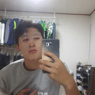 아쿠라보 마스크 부스팅 젤리 미스트 — 5점을 준 리뷰어가 2018년 10월 올린 사용 사진