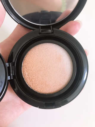 리하셀 아우라 쿠션 팩트 21호,23호 SPF50+ PA++++ — 5점을 준 리뷰어가 2019년 10월 올린 사용 사진