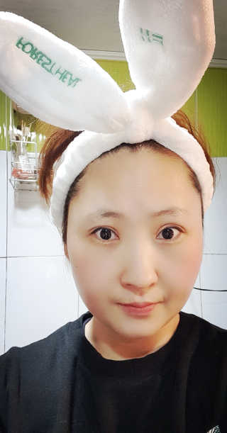 포레스트힐 그린 밸런스 클렌져 100ml + 토끼 헤어밴드 — 4점을 준 리뷰어가 2020년 2월 올린 사용 사진