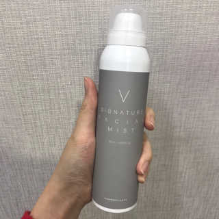 브이코스메틱 V브이 시그니처 안개분사 미스트 — 5점을 준 리뷰어가 2018년 12월 올린 사용 사진