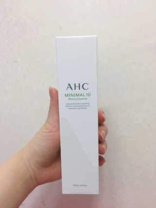 AHC 에이 에이치 씨 미니멀 10 워터리 에센스 — 5점을 준 리뷰어가 2018년 12월 올린 사용 사진