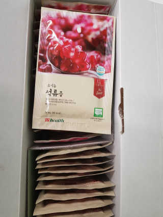 [하이헬스] 정말 진하고 맛있는 유기농 석류즙 30포 — 3.5점을 준 리뷰어가 2019년 11월 올린 사용 사진