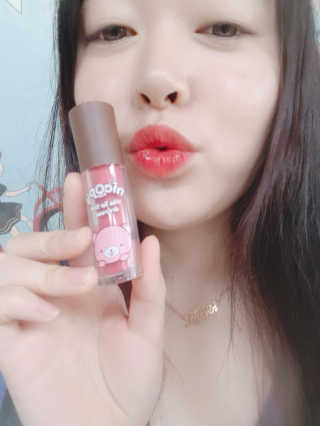 니코피 비타립틴트 — 4점을 준 리뷰어가 2019년 8월 올린 사용 사진