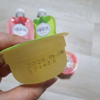 데르뜨 떠먹는 과일 3종, 짜먹는 과일 2종 총 10개 체험 — 5점을 준 리뷰어가 2020년 3월 올린 사용 사진