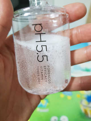 포렌코즈-pH5.5 에피카시 미스트 — 3.67점을 준 리뷰어가 2018년 5월 올린 사용 사진