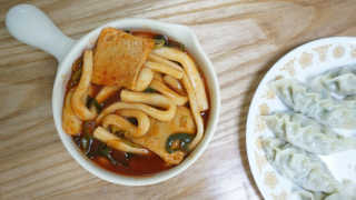 두번째 국떡 국가대표 떡볶이 1팩 + 영미칩 2봉 증정 — 4점을 준 리뷰어가 2019년 2월 올린 사용 사진