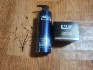 다슈코리아 다슈 단백질 한방 두피 골드 샴푸 500ml +샴푸브러쉬 — 5점을 준 리뷰어가 2019년 10월 올린 사용 사진